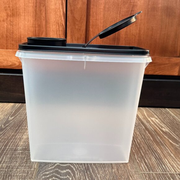 Tupperware Cereal Storer - Picture 6 of 15